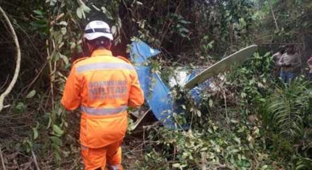 Piloto de avião pulverizador morre em queda após asa se soltar