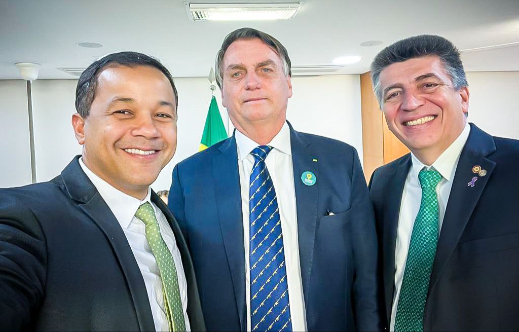 Bolsonaro sanciona MP que beneficia policiais federais, destaca Delegado Pablo
