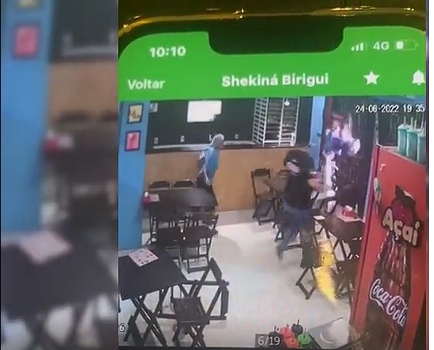 Vídeo mostra momento em que homem esfaqueia e atea fogo em colega de trabalho em Birigui