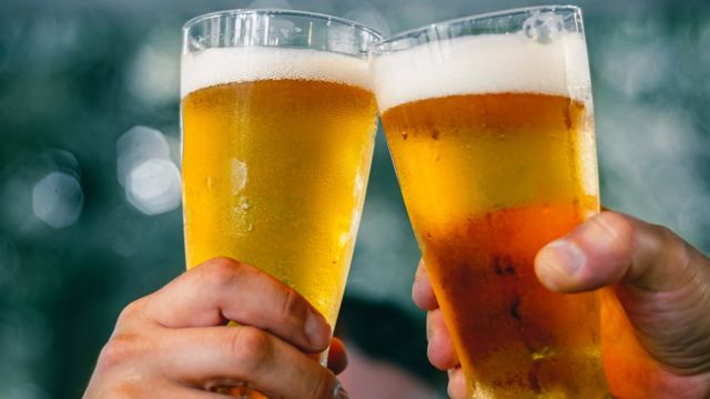Cerveja deve ficar mais cara em bares e restaurantes a partir de agosto