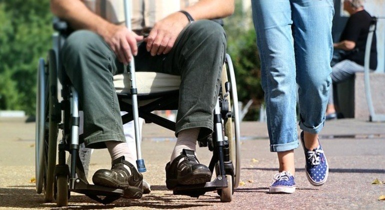 Pessoa com deficiência pode pedir a transferência da seção eleitoral