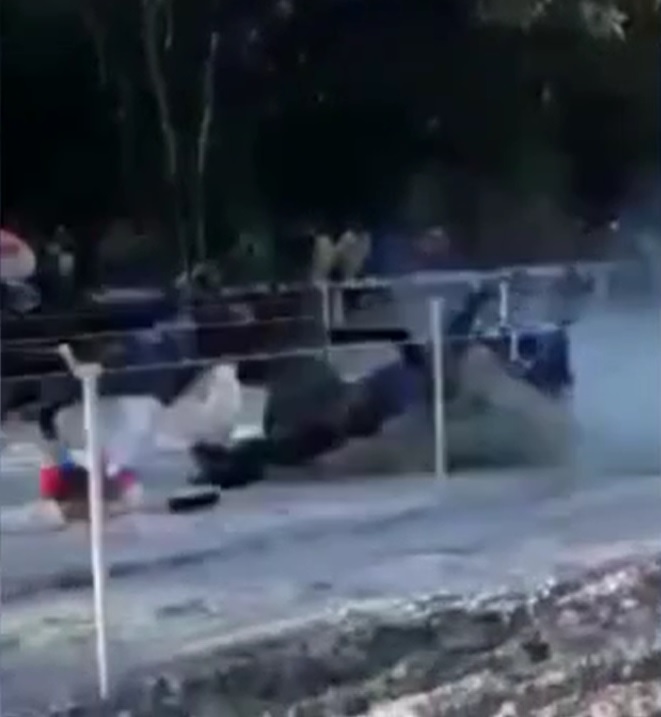 Vídeo: cavalo cai violentamente durante vaquejada no interior do AM