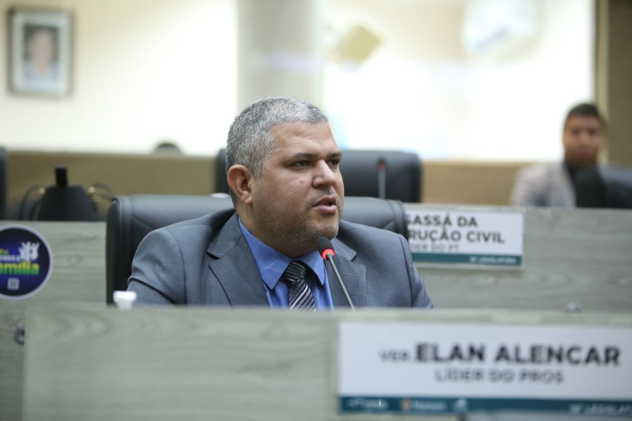 Vereador Elan Alencar recebe denúncias de SPAs superlotados