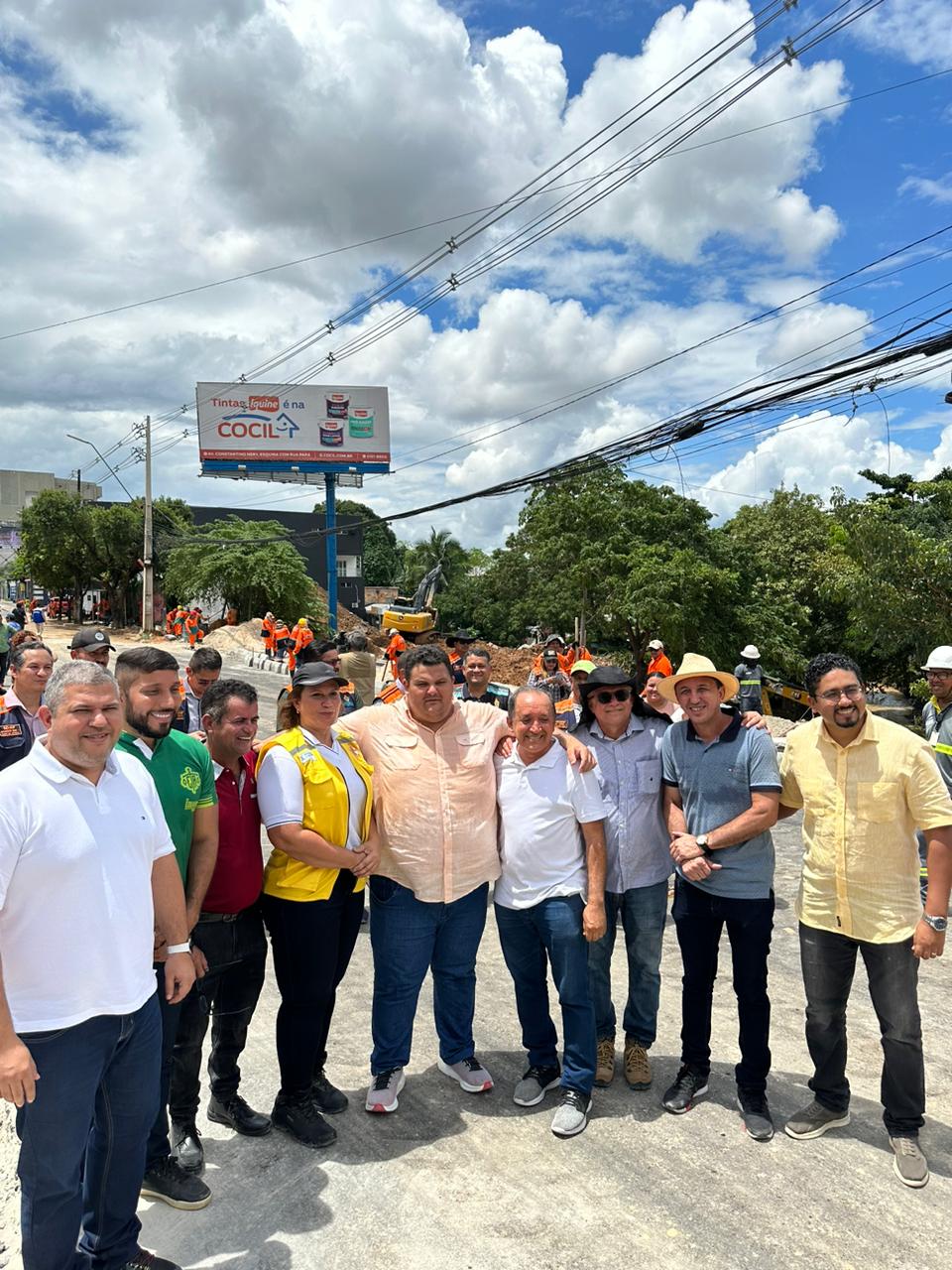 Vereador Elan Alencar participa da entrega de recuperação de trecho da avenida Djalma Batista