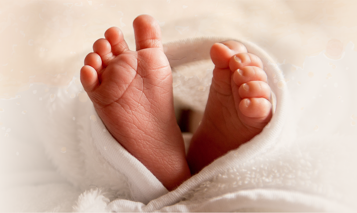 Teste do pezinho: diagnósticos precoces salvam vida de recém-nascidos